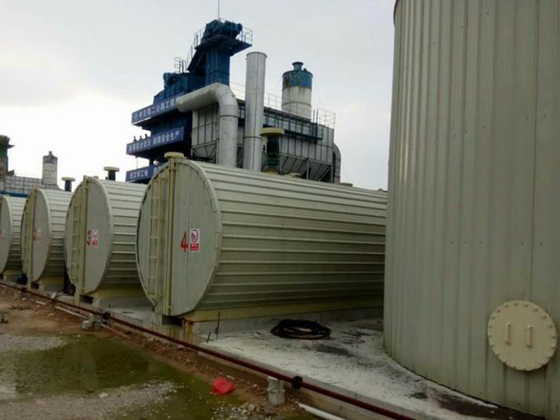 內(nèi)盤管外保溫罐