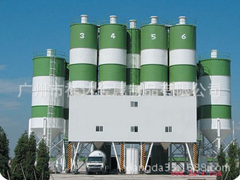 攪拌站100噸水泥罐
